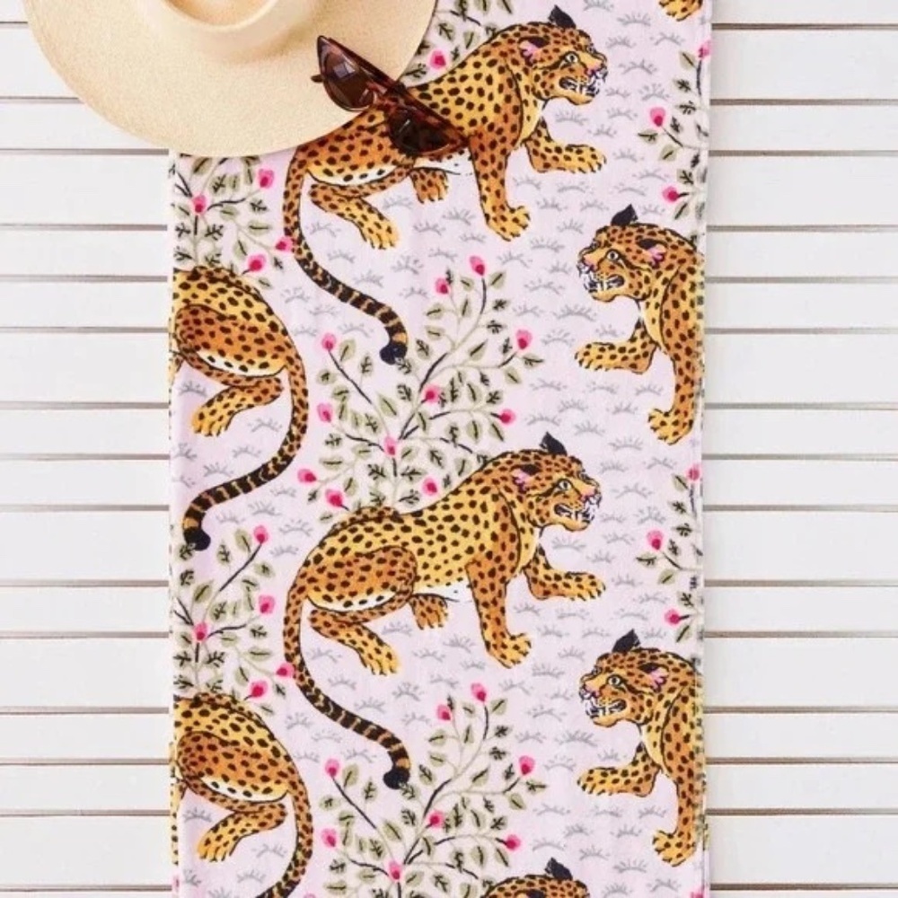 NWT Printfresh Bagheera Pink Beach Towel